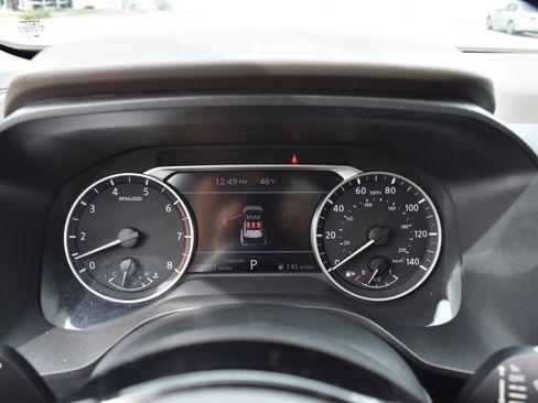 Used 2023 Nissan Rogue SL image 17