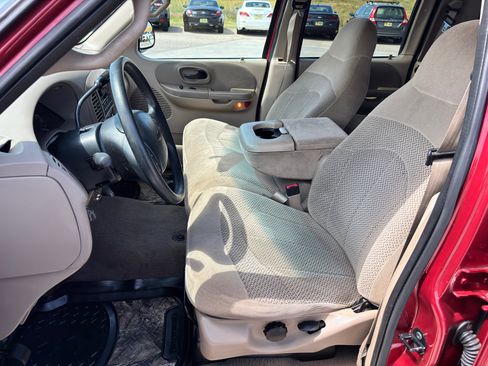 Used 2001 Ford F150 XLT image 16