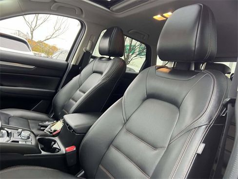 Certified 2022 MAZDA CX-5 AWD 2.5 S w/ Preferred Package image 11