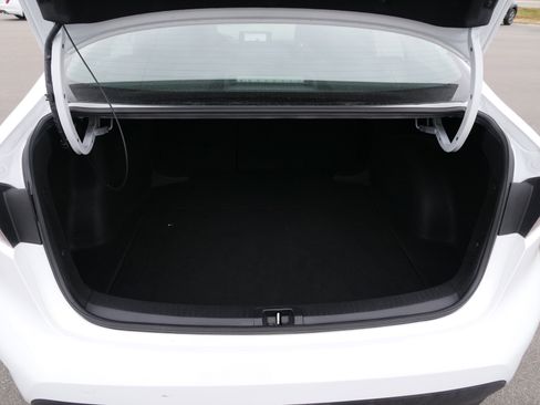 Used 2023 Toyota Corolla LE image 14