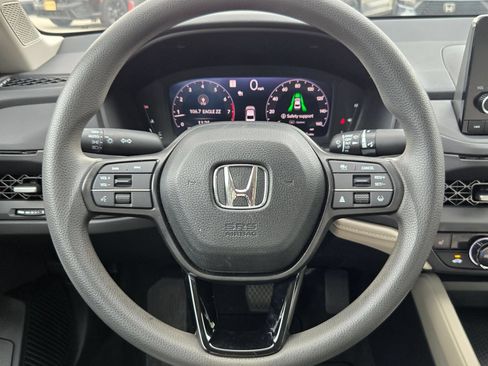 Used 2025 Honda Accord SE image 20