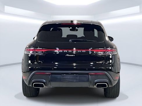 Certified 2023 Porsche Macan Turbo AWD/4WD image 6