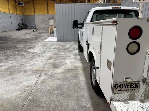 Used 2012 Ford F250 XL RWD image 9