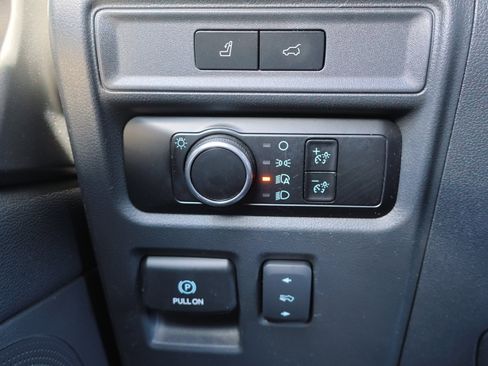 Certified 2024 Ford Expedition Max XLT image 19