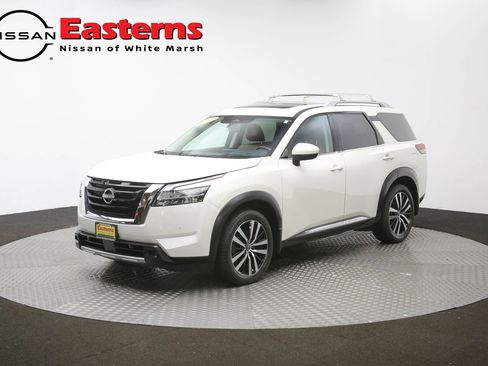 Used 2023 Nissan Pathfinder Platinum AWD/4WD image 59