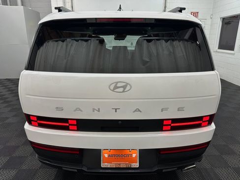 Used 2025 Hyundai Santa Fe SEL FWD image 8