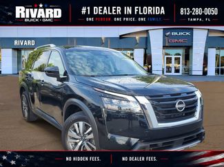 Used 2025 Nissan Pathfinder SL FWD video 1