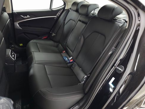 Used 2026 Genesis G70 2.5T image 24