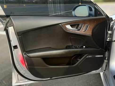 Used 2016 Audi A7 3.0T Premium Plus w/ 20" Wheel & Tire Package image 9