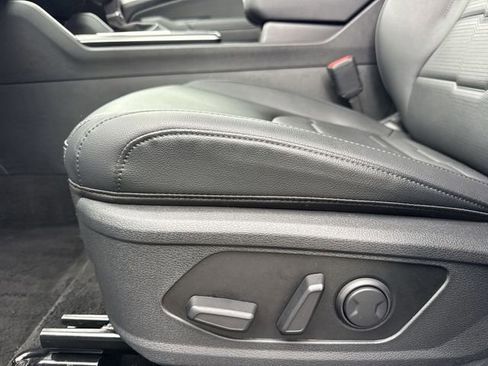 Used 2026 Kia Sportage SX FWD image 13