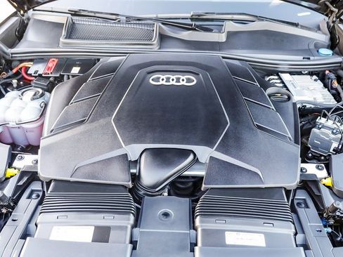 Used 2023 Audi Q8 Premium w/ Convenience Package image 28