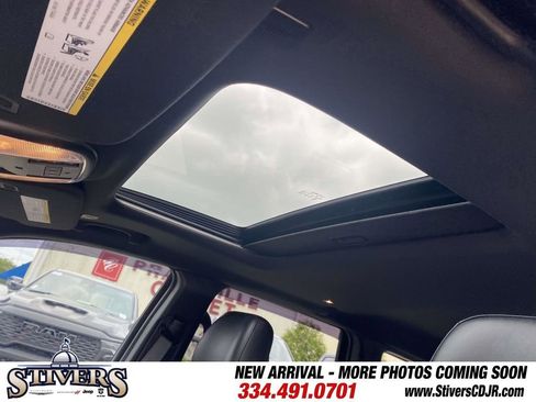 Used 2019 Jeep Grand Cherokee Limited AWD/4WD image 23