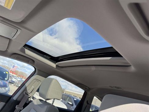 Certified 2022 Honda CR-V EX image 18