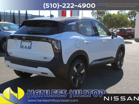 New 2025 Nissan Kicks SR image 7