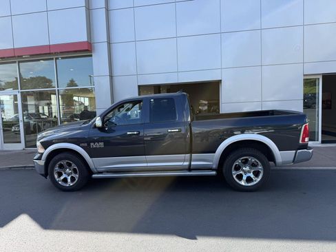 Used 2014 RAM 1500 Laramie w/ Convenience Group AWD/4WD image 2
