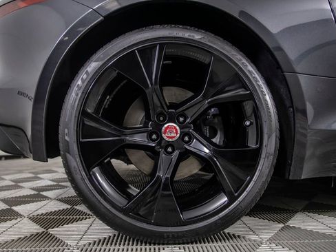 Used 2021 Jaguar F-TYPE Coupe image 41