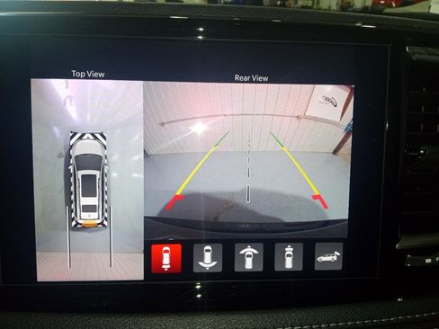 New 2026 Chrysler Pacifica Limited w/ S Appearance Package FWD image 5