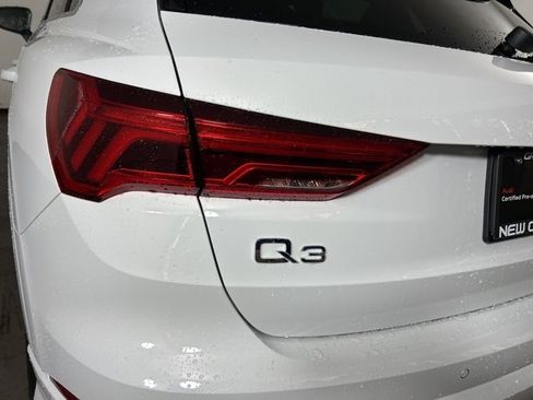 Used 2025 Audi Q3 2.0T Premium Plus w/ Premium Plus Package image 16