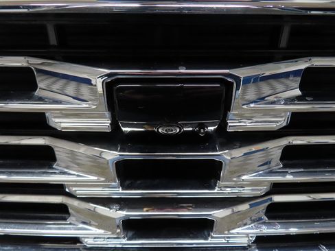 Used 2024 GMC Sierra 2500 Denali image 54