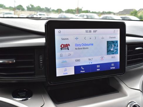 Certified 2024 Ford Explorer XLT AWD/4WD image 12