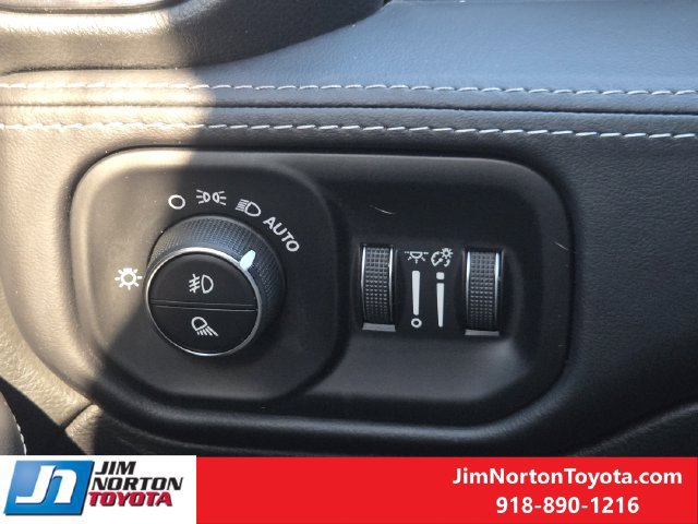Used 2023 RAM 2500 Limited AWD/4WD image 24