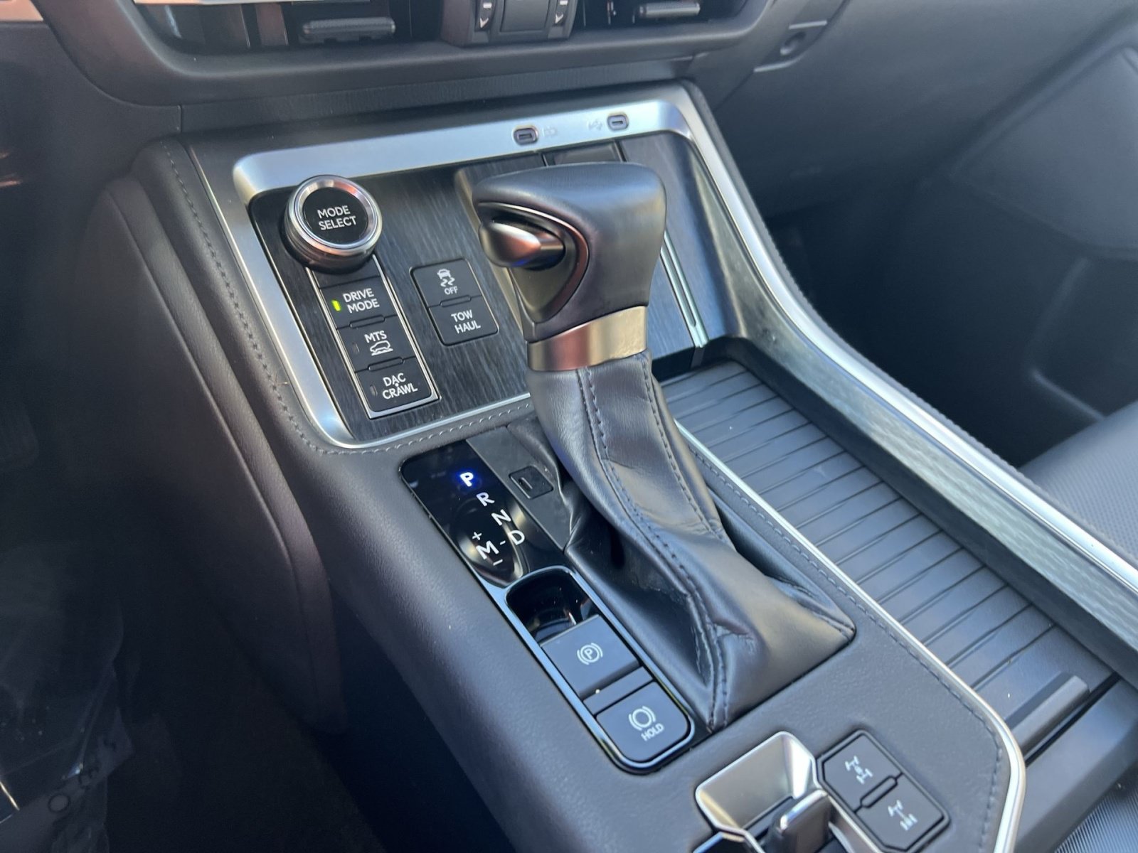Used 2024 Lexus GX 550 AWD/4WD image 22