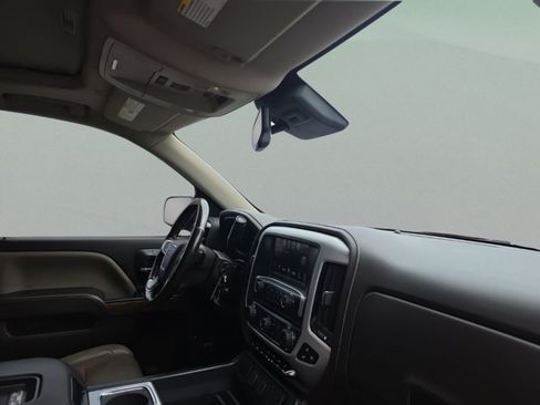 Used 2018 GMC Sierra 1500 SLT AWD/4WD image 30