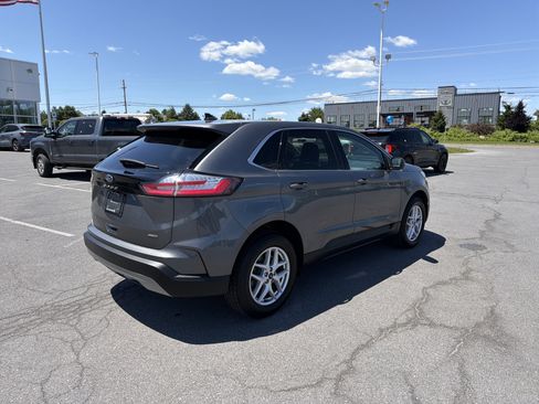 Certified 2023 Ford Edge SEL w/ Convenience Package AWD/4WD image 3