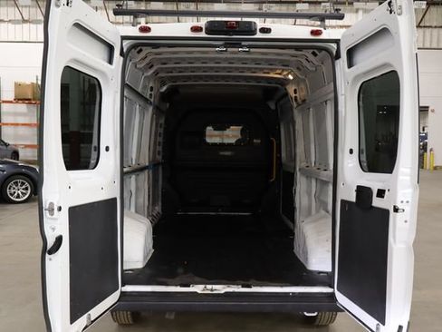 Used 2023 RAM ProMaster 2500 FWD image 8
