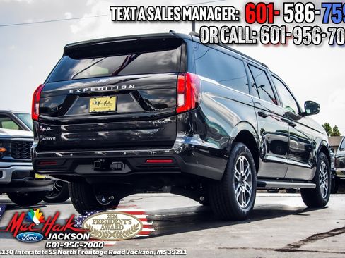 New 2025 Ford Expedition Active image 29