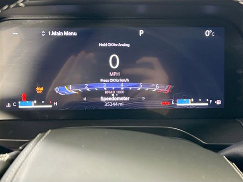 Used 2022 Jeep Grand Cherokee Overland w/ Luxury Tech Group IV AWD/4WD image 12