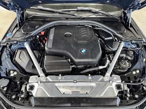 Used 2024 BMW 430i Coupe w/ M Sport Package RWD image 33