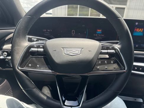 Used 2024 Cadillac Lyriq Tech RWD image 18