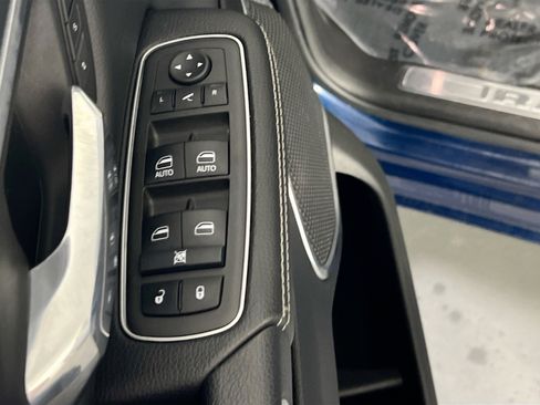 Used 2022 RAM 1500 Laramie image 17