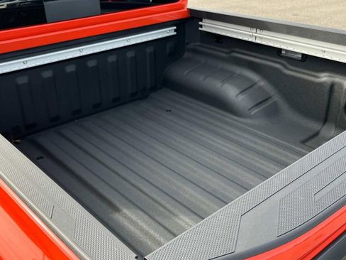 New 2026 Nissan Frontier PRO-4X w/ Pro-4x Convenience Package image 15