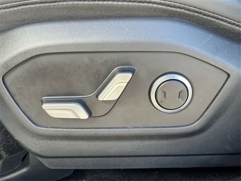 Used 2025 Hyundai Santa Fe XRT image 28