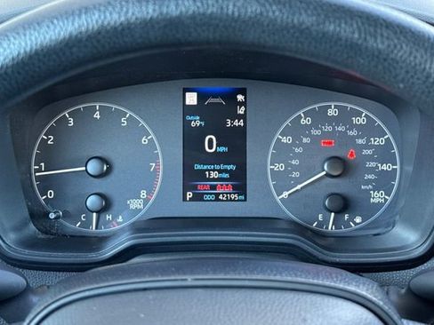 Used 2024 Toyota Corolla LE FWD image 27