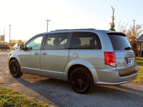 Used 2019 Dodge Grand Caravan GT image 17
