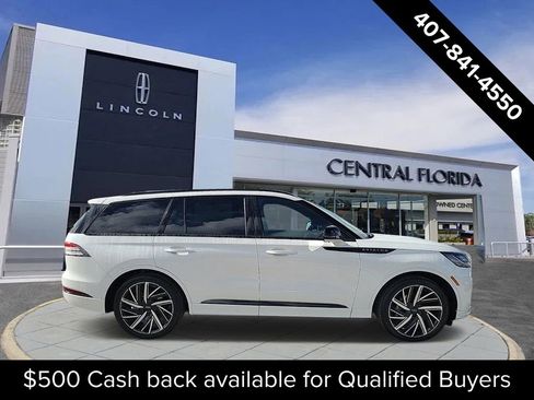 New 2025 Lincoln Aviator Black Label w/ Jet Appearance Package AWD/4WD image 2