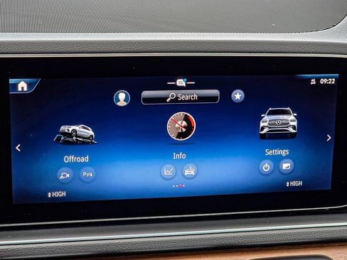 New 2025 Mercedes-Benz GLE 350 4MATIC image 17