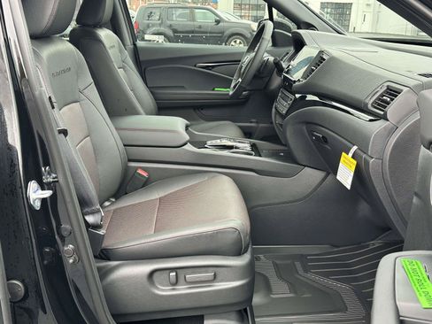 New 2026 Honda Ridgeline Black Edition image 6