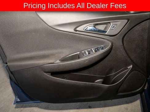 Used 2025 Chevrolet Malibu LT FWD image 10