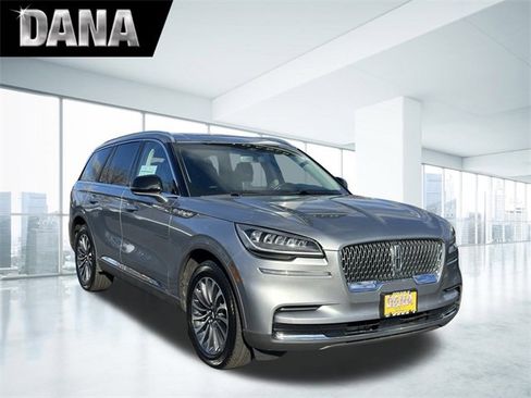 Certified 2023 Lincoln Aviator AWD w/ Premium Package image 1