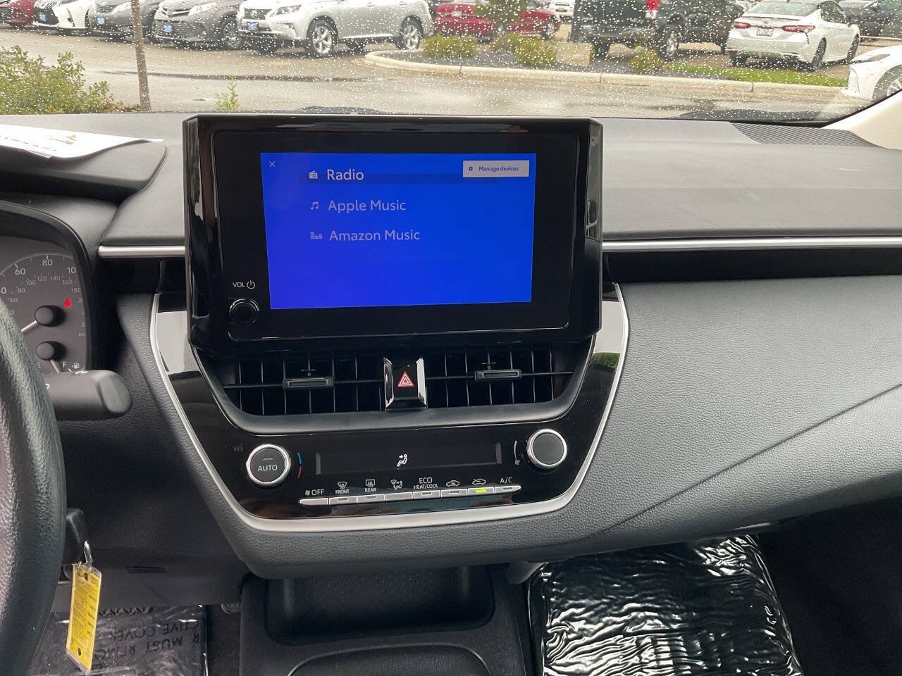 Used 2025 Toyota Corolla LE FWD image 24