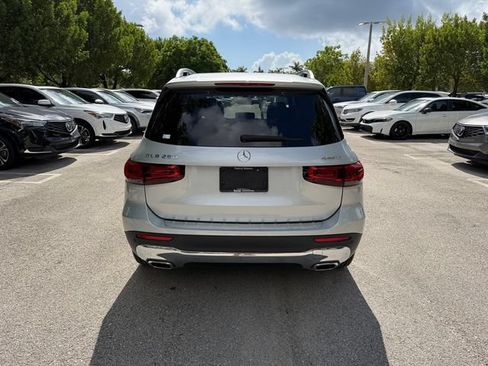 Used 2020 Mercedes-Benz GLB 250 4MATIC image 7