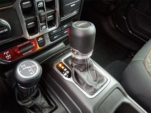 New 2026 Jeep Gladiator Mojave image 15