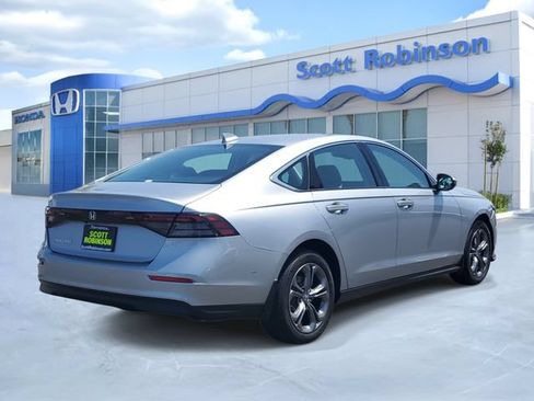 Certified 2023 Honda Accord EX image 4