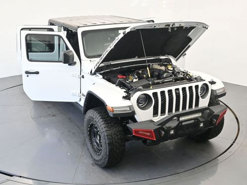 Used 2023 Jeep Gladiator Rubicon w/ LED Lighting Group AWD/4WD image 33