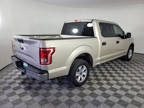 Used 2017 Ford F150 XLT RWD image 9