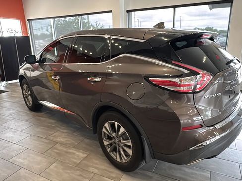 Used 2018 Nissan Murano S FWD image 9